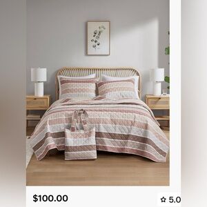New - Original PKG - King Reversible Quilt and Sham Set